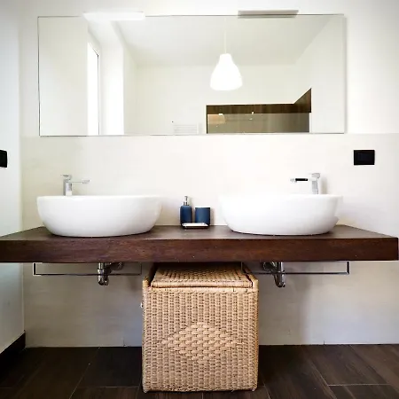 Dimora Di Santa Brigida Appartement *